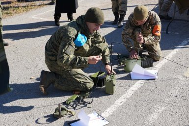 В Хабаровске в ВВО в честь Дня военного связиста состоялась военизированная эстафета Предоставлено пресс-службой Восточного военного округа
